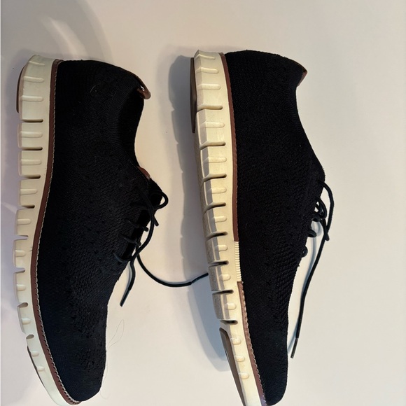 Cole Haan Black and White Sneakers with Modern Design Zero Grand - Picture 2 of 15